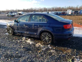2012 Volkswagen Jetta SEL with VIN 3VWLP7AJ8CM372757, listed as a Copart auction lot 44058775 with 105,090 mi miles and Salvage title. Bid and sale history available at DreamBid. Image 2.