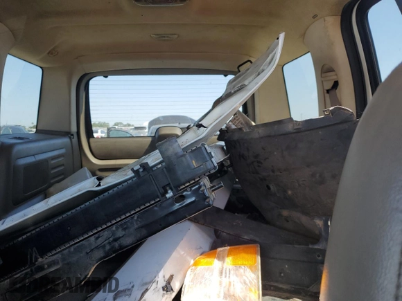 2003 Ford Explorer Eddie Bauer с VIN 1FMDU74K33UB43415, выставлен на аукционе Copart как лот 59747145 с пробегом Не указан миль и Списание • Salvage title. История ставок и продаж доступна на DreamBid. Изображение 10.