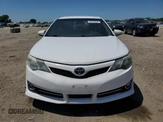 2013 Toyota Camry L with VIN 4T1BF1FK8DU218462, listed as a Copart auction lot 55753455 with 173,704 mi miles and Clean Title. Bid and sale history available at DreamBid. Image 5.