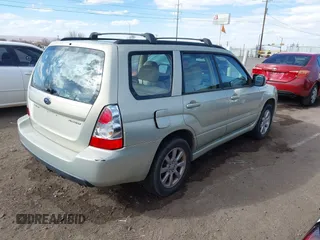 2007 Subaru Forester X w/Premium Pkg with VIN JF1SG65667H718707, listed as a IAAI auction lot 41555215 with 170,764 mi miles. Bid and sale history available at carsss.com. Image 4.