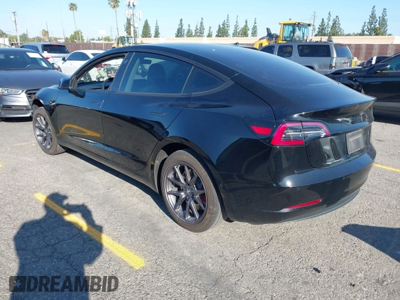 2018 Tesla Model 3 Long Range Battery with VIN 5YJ3E1EA5JF171948, listed as a IAAI auction lot 41993887 with 42,370 mi miles and . Bid and sale history available at DreamBid. Image 3.