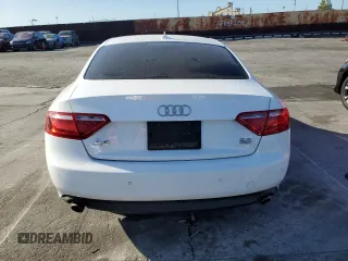 2009 Audi A5 z VIN WAUDK78T79A003887, wystawiony jako Copart lot #49848525 z przebiegiem 144 078 mil mil oraz Czysty tytuł • Clean title. Historia ofert i sprzedaży dostępna na DreamBid. Obrazek 6.