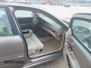 2000 Buick LeSabre Custom with VIN 1G4HP54K9Y4128356, listed as a IAAI auction lot 42176276 with 209,470 mi miles and . Bid and sale history available at carsss.com. Image 5.
