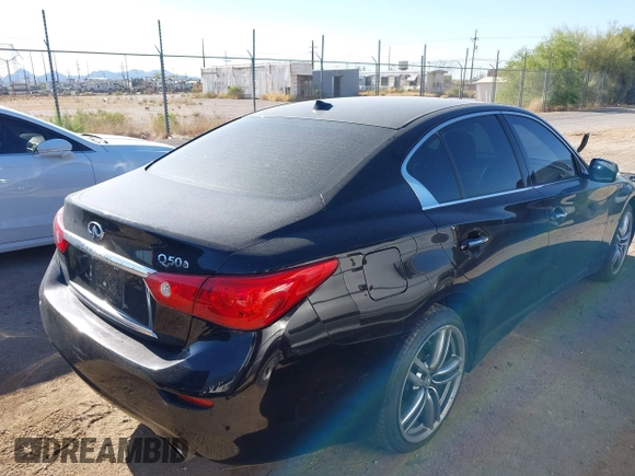 2014 Infiniti Q50 Premium with VIN JN1BV7AP5EM682634, listed as a IAAI auction lot 42111066 with 133,381 mi miles. Bid and sale history available at carsss.com. Image 4.