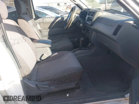 2001 Nissan Xterra XE with VIN 5N1ED28Y61C588255, listed as a IAAI auction lot 40962275 with 206,622 mi miles and . Bid and sale history available at DreamBid. Image 5.