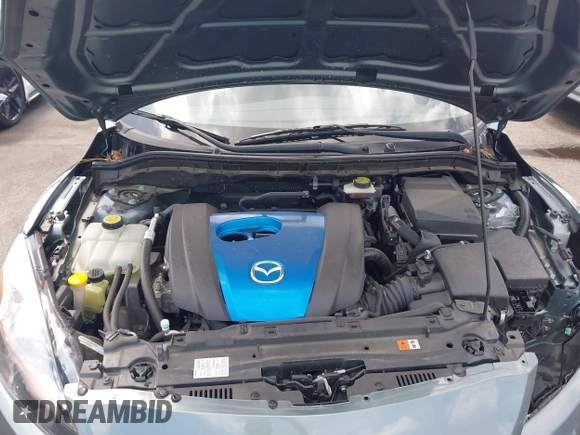 2013 Mazda 3 i Sport with VIN JM1BL1U74D1815282, listed as a IAAI auction lot 42061181 with 97,193 mi miles and . Bid and sale history available at DreamBid. Image 10.