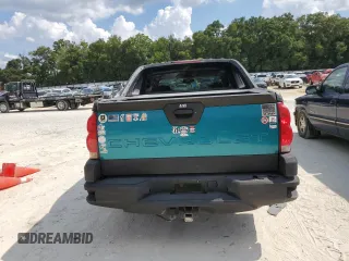 2003 Chevrolet Avalanche with VIN 3GNEC13TX3G175372, listed as a Copart auction lot 68082774 with 256,954 mi miles and Non Repairable. Bid and sale history available at DreamBid. Image 6.