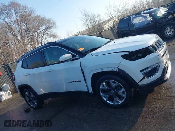 2020 Jeep Compass Limited with VIN 3C4NJCCB4LT102698, listed as a IAAI auction lot 41779546 with 115,007 mi miles. Bid and sale history available at carsss.com. Image 14.
