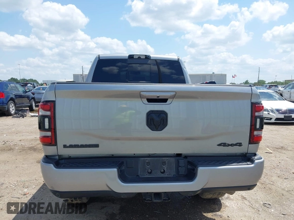 2024 Ram 2500 Laramie with VIN 3C6UR5FLXRG345851, listed as a IAAI auction lot 42222678 with 42,776 mi miles and . Bid and sale history available at DreamBid. Image 16.