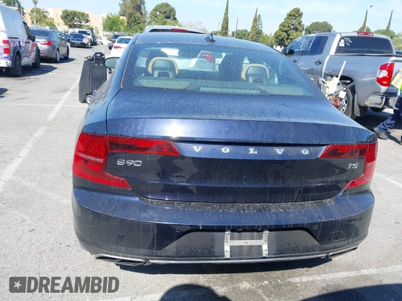 2017 Volvo S90 Momentum z VIN YV1102AK0H1012018, wystawiony jako IAAI lot #42014173 z przebiegiem 155 159 mil mil oraz . Historia ofert i sprzedaży dostępna na DreamBid. Obrazek 16.