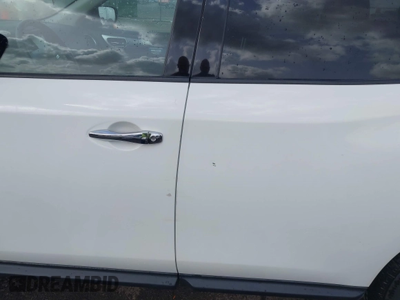 2020 Nissan Pathfinder SL z VIN 5N1DR2CM0LC608388, wystawiony jako IAAI lot #41822939 z przebiegiem 111 445 mil mil oraz . Historia ofert i sprzedaży dostępna na DreamBid. Obrazek 6.