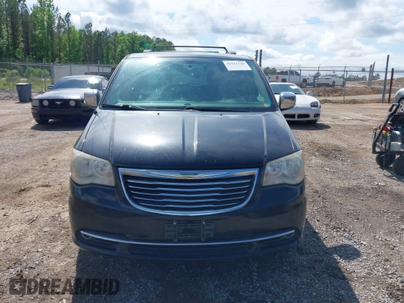 2015 Chrysler Town & Country Touring L with VIN 2C4RC1CG4FR509973, listed as a IAAI auction lot 42121743 with 199,183 mi miles and . Bid and sale history available at carsss.com. Image 12.