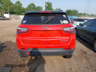 2018 Jeep Compass Trailhawk with VIN 3C4NJDDBXJT212723, listed as a IAAI auction lot 42469638 with 108,000 mi miles and . Bid and sale history available at DreamBid. Image 16.