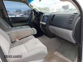 2010 Toyota Tundra with VIN 5TFEY5F12AX083418, listed as a IAAI auction lot 41352739 with 279,971 mi miles and . Bid and sale history available at DreamBid. Image 5.