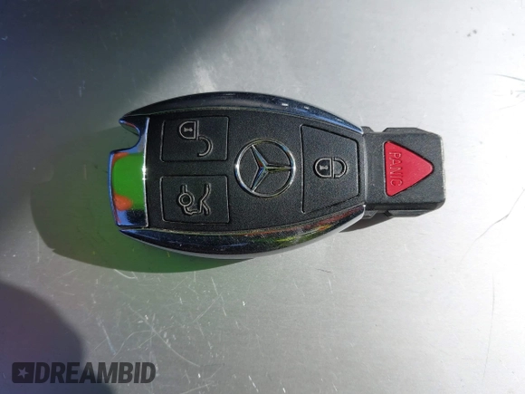 2018 Mercedes-Benz C 300 z VIN WDDWK4JB4JF617935, wystawiony jako IAAI lot #42338904 z przebiegiem 86 273 mil mil oraz . Historia ofert i sprzedaży dostępna na DreamBid. Obrazek 11.