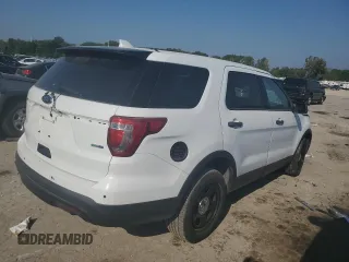2016 Ford Utility Police Interceptor with VIN 1FM5K8AR0GGD05975, listed as a Copart auction lot 69044884 with 139,511 mi miles and Salvage Title. Bid and sale history available at carsss.com. Image 3.