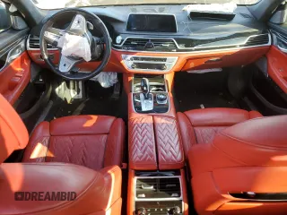 2021 BMW 7 Series 750i xDrive z VIN WBA7U2C08MCG03857, wystawiony jako Copart lot #48929915 z przebiegiem Nie podano mil oraz Szkoda całkowita • Salvage title. Historia ofert i sprzedaży dostępna na DreamBid. Obrazek 8.