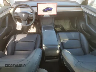 2023 Tesla Model 3 z VIN 5YJ3E1EA9PF712542, wystawiony jako Copart lot #52124295 z przebiegiem 13 154 mil mil oraz Czysty tytuł • Clean title. Historia ofert i sprzedaży dostępna na DreamBid. Obrazek 8.