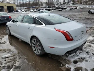 2019 Jaguar XJ with VIN SAJWJ2GD9K8W19701, listed as a Copart auction lot 42708793 with 0 mi miles. Bid and sale history available at carsss.com. Image 2.