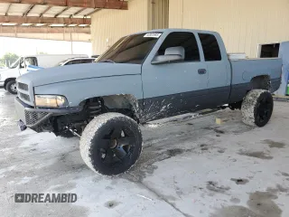 2001 Dodge 2500 z VIN 3B7KF23601G209271, wystawiony jako Copart lot #56802685 z przebiegiem 313 239 mil mil oraz Szkoda całkowita • Salvage title. Historia ofert i sprzedaży dostępna na DreamBid. Obrazek 1.