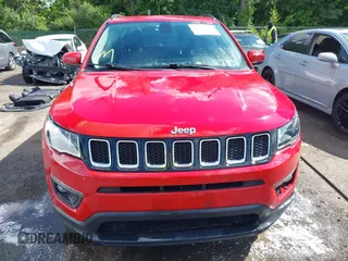 2020 Jeep Compass Latitude with VIN 3C4NJCBB2LT205894, listed as a IAAI auction lot 42284889 with 85,588 mi miles and . Bid and sale history available at DreamBid. Image 12.