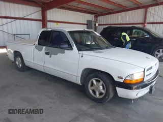 1997 Dodge Dakota z VIN 1B7GL23Y3VS185496, wystawiony jako IAAI lot #42538572 z przebiegiem 165 756 mil mil oraz . Historia ofert i sprzedaży dostępna na DreamBid. Obrazek 1.