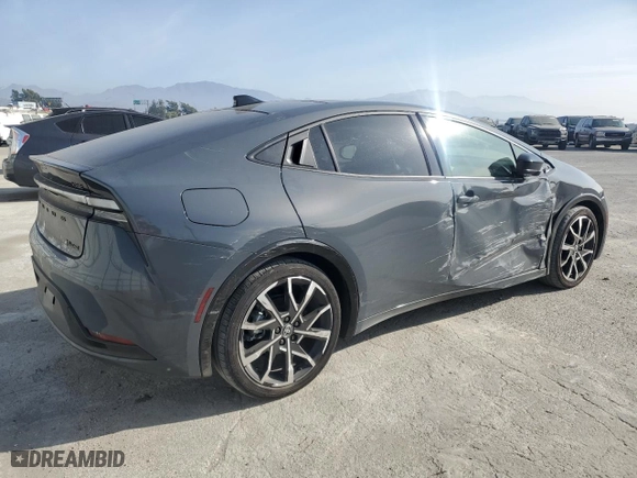 2024 Toyota Prius Prime SE with VIN JTDACACU0R3029428, listed as a Copart auction lot 87207944 with NaN miles and Salvage Title. Bid and sale history available at carsss.com. Image 3.