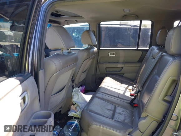 2014 Honda Pilot EX-L with VIN 5FNYF3H52EB015806, listed as a IAAI auction lot 41676586 with 193,215 mi miles and . Bid and sale history available at carsss.com. Image 8.