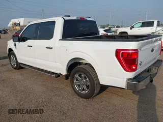 2023 Ford F-150 XL z VIN 1FTEW1CP1PKF44623, wystawiony jako IAAI lot #41921624 z przebiegiem 3 008 mil mil oraz . Historia ofert i sprzedaży dostępna na DreamBid. Obrazek 3.