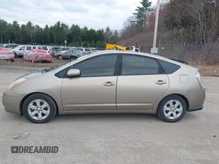 2008 Toyota Prius with VIN JTDKB20U483451668, listed as a IAAI auction lot 42117138 with 172,018 mi miles. Bid and sale history available at carsss.com. Image 12.