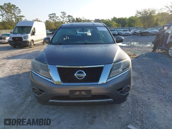 2016 Nissan Pathfinder Platinum with VIN 5N1AR2MN6GC642609, listed as a IAAI auction lot 41993008 with 204,435 mi miles. Bid and sale history available at carsss.com. Image 12.