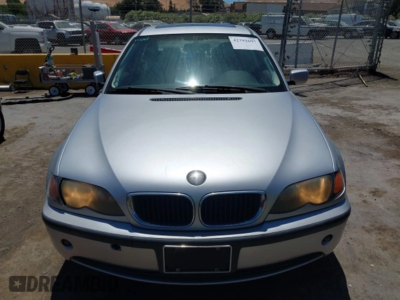 2003 BMW 3 Series 325i with VIN WBAAZ33443PH33206, listed as a IAAI auction lot 42792697 with 125,837 mi miles and . Bid and sale history available at DreamBid. Image 6.