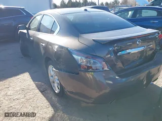 2013 Nissan Maxima 3.5 S with VIN 1N4AA5AP7DC813288, listed as a IAAI auction lot 41729598 with 133,573 mi miles. Bid and sale history available at carsss.com. Image 3.