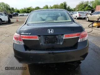 2012 Honda Accord LX Premium z VIN 1HGCP2F45CA193082, wystawiony jako Copart lot #56778455 z przebiegiem 299 568 mil mil oraz Szkoda całkowita • Salvage title. Historia ofert i sprzedaży dostępna na DreamBid. Obrazek 6.