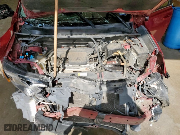 2018 Toyota RAV4 XLE с VIN 2T3WFREV0JW416077, выставлен на аукционе Copart как лот 62170165 с пробегом 171 281 миль миль и Списание • Salvage title. История ставок и продаж доступна на DreamBid. Изображение 12.