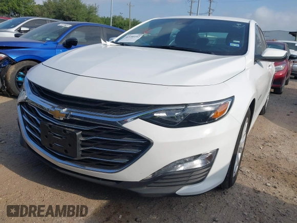 2025 Chevrolet Malibu LT with VIN 1G1ZD5ST9SF130822, listed as a IAAI auction lot 42180102 with 21,047 mi miles and . Bid and sale history available at DreamBid. Image 6.