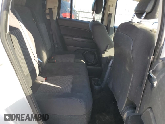 2015 Jeep Compass Sport with VIN 1C4NJCBA4FD226201, listed as a Copart auction lot 47351995 with 160,207 mi miles and Clean Title. Bid and sale history available at carsss.com. Image 11.