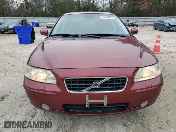 2005 Volvo S60 with VIN YV1RS592452437539, listed as a Copart auction lot 42298475 with 175,005 mi miles and Salvage Title. Bid and sale history available at carsss.com. Image 5.