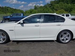 2015 BMW 5 Series 535i with VIN WBA5B1C59FG125069, listed as a IAAI auction lot 42210708 with 265,298 mi miles and . Bid and sale history available at DreamBid. Image 14.