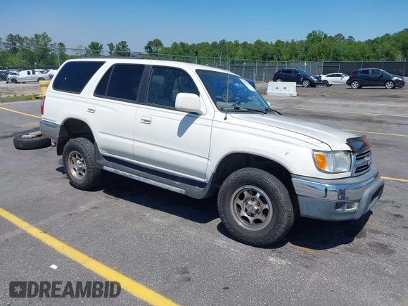 1999 Toyota 4Runner SR5 with VIN JT3GN86RXX0093547, listed as a IAAI auction lot 42134993 with 193,949 mi miles. Bid and sale history available at carsss.com. Image 1.