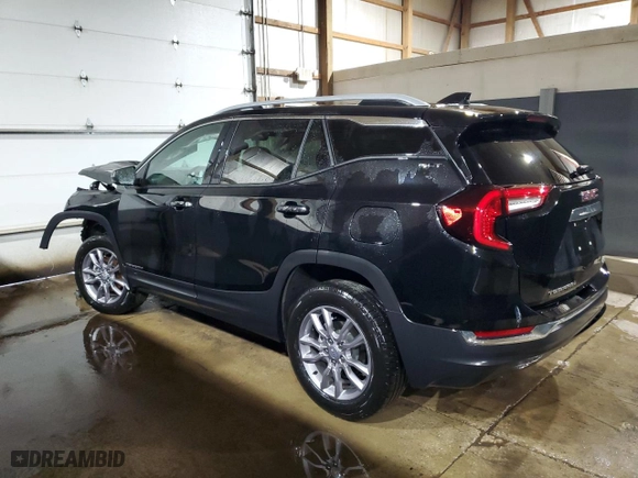 2024 GMC Terrain SLT with VIN 3GKALVEG5RL278671, listed as a Copart auction lot 52711875 with 33,437 mi miles and Non Repairable. Bid and sale history available at carsss.com. Image 2.