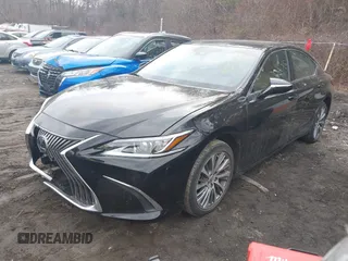 2020 Lexus ES with VIN 58ADZ1B16LU075774, listed as a IAAI auction lot 41659318 with 38,796 mi miles. Bid and sale history available at carsss.com. Image 17.