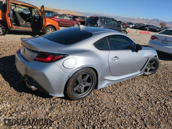 2023 Toyota 86 with VIN JF1ZNBB19P9765455, listed as a Copart auction lot 78197274 with 3,421 mi miles and Salvage Title. Bid and sale history available at DreamBid. Image 3.