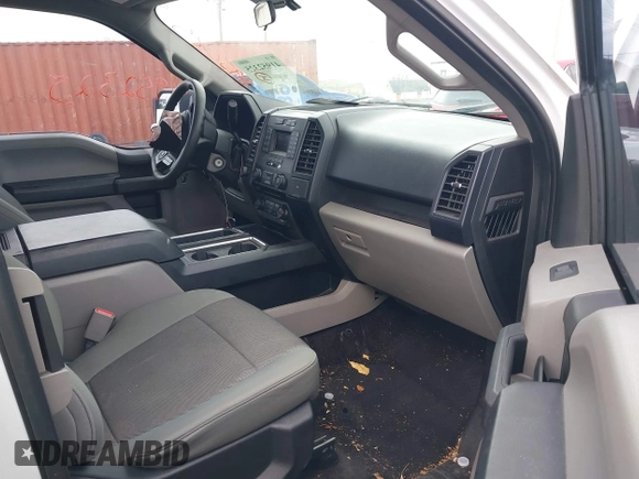 2016 Ford F-150 XL z VIN 1FTEX1CP6GFC79249, wystawiony jako IAAI lot #41952325 z przebiegiem 199 205 mil mil oraz . Historia ofert i sprzedaży dostępna na DreamBid. Obrazek 5.