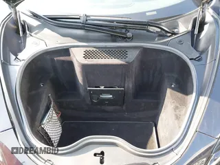 2019 McLaren 570S z VIN SBM13FAA2KW006203, wystawiony jako IAAI lot #40915548 z przebiegiem Nie podano mil oraz . Historia ofert i sprzedaży dostępna na DreamBid. Obrazek 13.