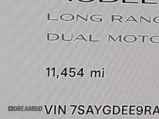 2024 Tesla Model Y Long Range z VIN 7SAYGDEE9RA293261, wystawiony jako IAAI lot #42118735 z przebiegiem 11 454 mil mil oraz . Historia ofert i sprzedaży dostępna na DreamBid. Obrazek 16.