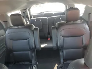 2023 Ford Explorer XLT z VIN 1FMSK8DHXPGA17886, wystawiony jako Copart lot #59276655 z przebiegiem 93 187 mil mil oraz Szkoda całkowita • Salvage title. Historia ofert i sprzedaży dostępna na DreamBid. Obrazek 10.