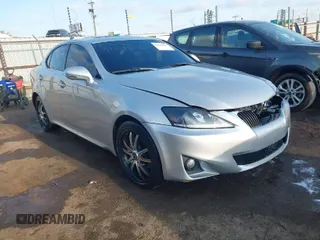 2013 Lexus IS 250 with VIN JTHBF5C21D5186804, listed as a IAAI auction lot 41915523 with 138,059 mi miles. Bid and sale history available at carsss.com. Image 1.