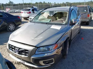 2013 Volvo XC70 3.2L with VIN YV4952BL7D1161583, listed as a IAAI auction lot 41893891 with 52,714 mi miles and . Bid and sale history available at DreamBid. Image 11.