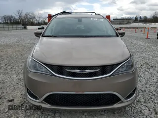 2017 Chrysler Pacifica Touring L with VIN 2C4RC1BG2HR752220, listed as a Copart auction lot 52974835 with 152,239 mi miles and Salvage Title. Bid and sale history available at DreamBid. Image 5.